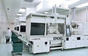 Engel Cleanroom Image